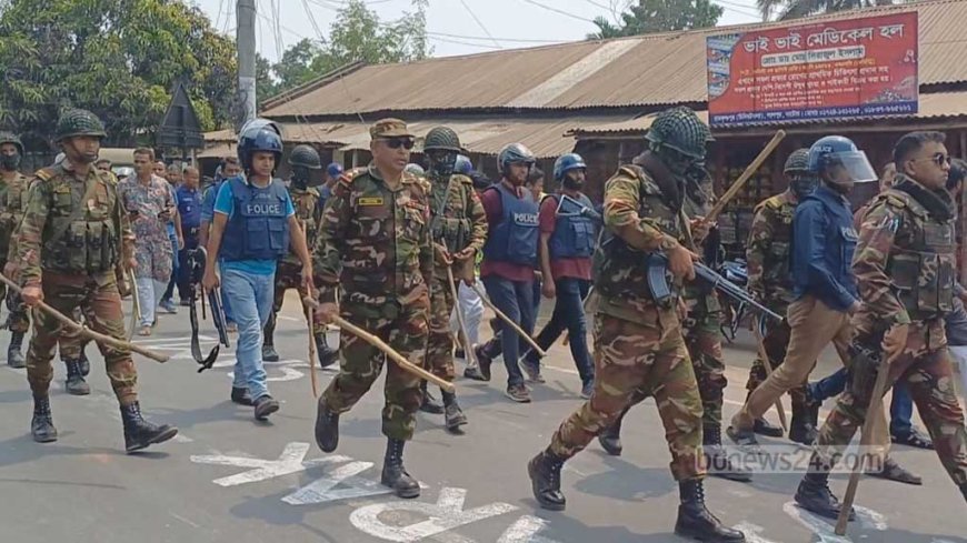 নাটোরের লালপুর থানার ওসি বলেন, রামকৃষ্ণপুর গ্রামে অভিযান চালিয়ে নয় আওয়ামী লীগ সমর্থককে আটক করা হয়েছে।