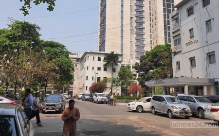 ঈদ শেষে কাজে ফিরেছে সচিবালয়
