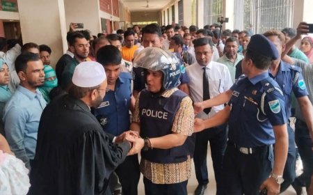 কারাগারে যাওয়ার আগে জামায়াত নেতার সঙ্গে হাত মেলালেন কাজী কেরামত