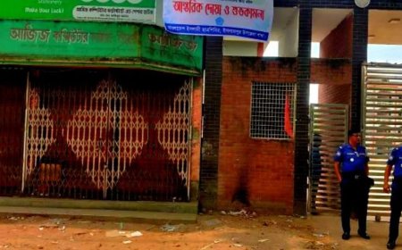এসএসসির পরীক্ষাকেন্দ্রে ১৪৪ ধারা অমান্য, আটক ২
