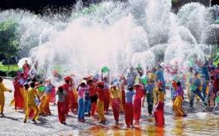 জলোৎসবের মধ্য দিয়ে শেষ হলো পাহাড়িদের বৈসাবি