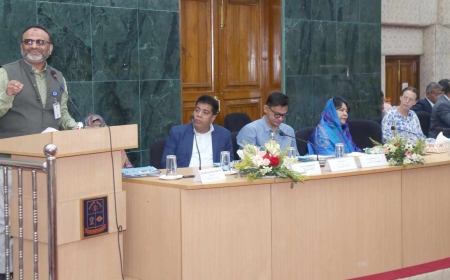 রাজনৈতিক বিভাজন উন্নয়নের পথে বড় প্রতিবন্ধক: ঢাবি উপাচার্য