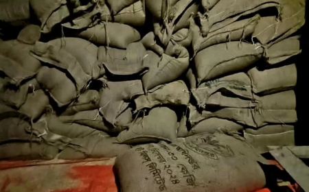 ব্যবসায়ীর বাড়িতে মিললো ১৮ হাজার কেজি সরকারি চাল