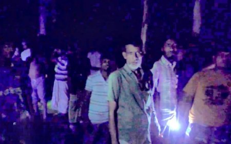 ওপারে লাইট নিভিয়ে পুশ ইনের চেষ্টা, এপাড়ে টর্চ জ্বালিয়ে পাহারায় গ্রামবাসী