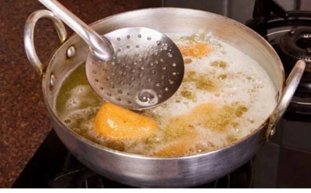 রান্নার যেসব ভুল ক্যানসারের ঝুঁকি বাড়ায়