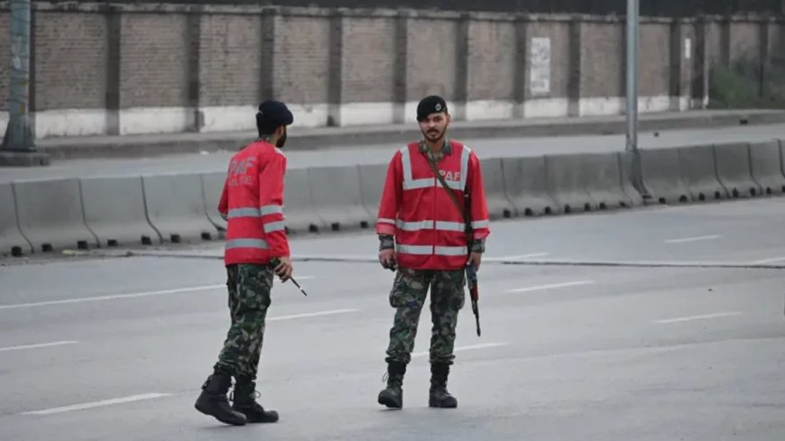 পাকিস্তানের সিয়ালকোটে ব্যাপক সংঘর্ষ