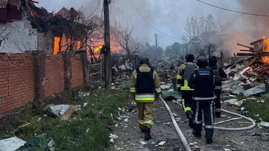 ইউক্রেনজুড়ে রাশিয়ার মুহুর্মুহু হামলা, নিহত ১২