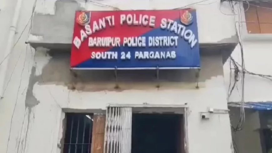 ভাবীর কাটা মাথা নিয়ে থানায় আত্মসমর্পণ দেবরের