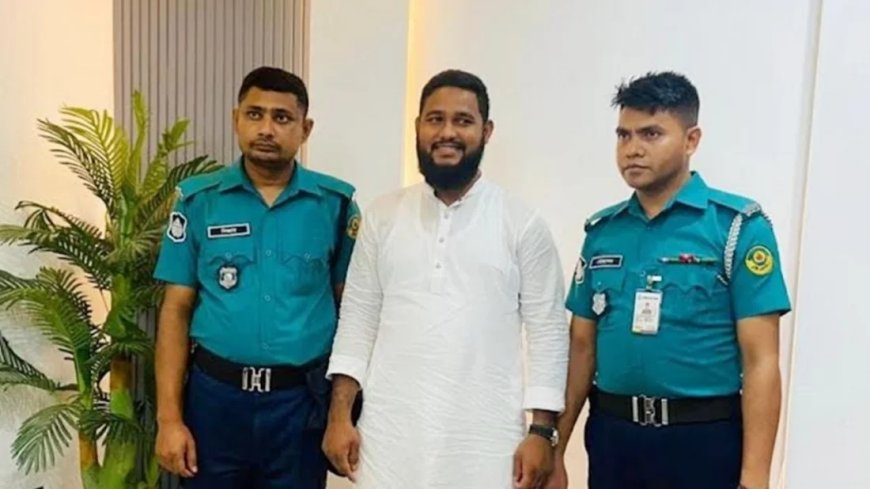 নারীকে লাথি মেরে বহিষ্কৃত জামায়াতের সেই কর্মী গ্রেপ্তার