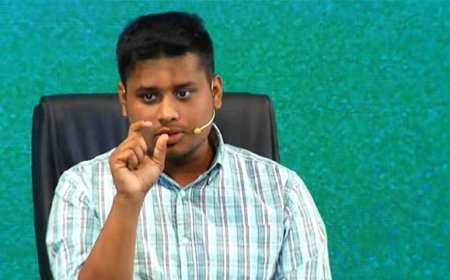 হাইব্রিড নেতারা চামচা বানায়, নিজের ছেলেকে নেতা বানায়" মেহেরপুরে এনসিপির পদযাত্রায় হাসনাত আব্দুল্লাহ