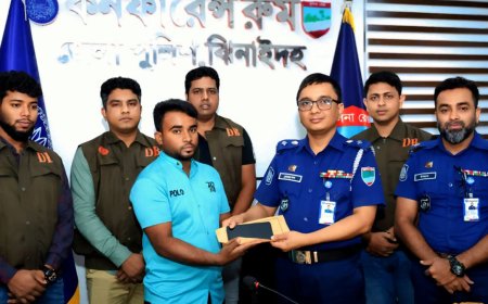 ঝিনাইদহে চুরি হওয়া শতাধিক মোবাইল ফোন উদ্ধার করলো পুলিশ