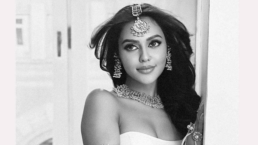 নুসরাত ফারিয়া: রূপ যেন তার নায়েগ্রার জলপ্রপাত