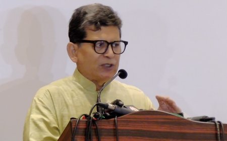 “দেশে ছদ্ম বেকারত্ব মহামারি রূপ নিয়েছে”—ড. হোসেন জিল্লুর রহমান