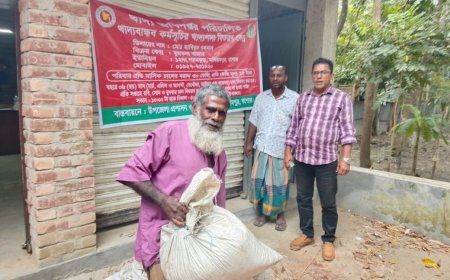 মনিরামপুরে ১৫ টাকা কেজি দরে খাদ্য বান্ধব কর্মসূচির চাউল বিতরণ