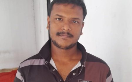 শৈলকুপায় আলোচিত সন্ত্রাসী ও মাদক কারবারি নিষিদ্ধ ছাত্রলীগ নেতা মেহেদী ইয়াবাসহ আটক।