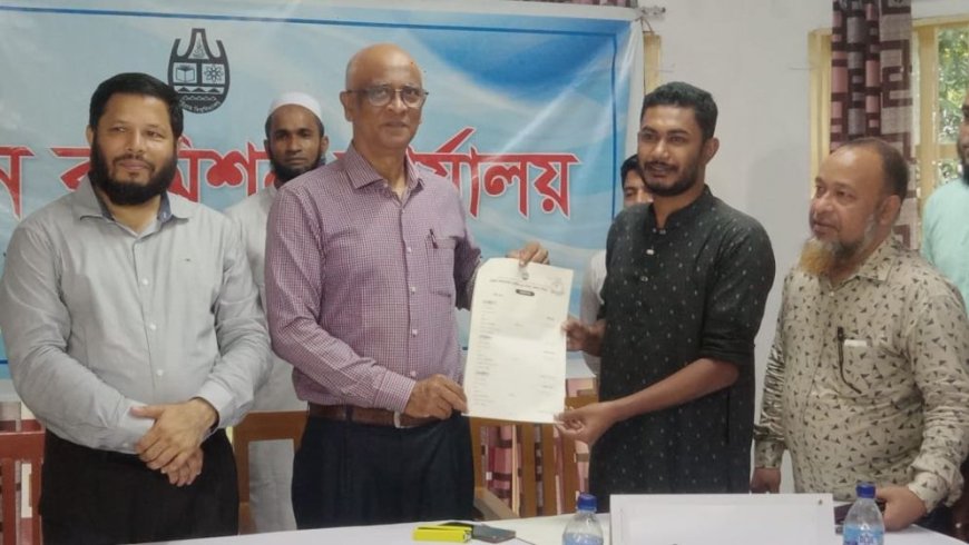 “চাকসু নির্বাচন: ভিপি পদে প্রথম মনোনয়ন নিলেন হাবিবুর”