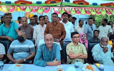 প্রতিমা বিসর্জনের মধ্য দিয়ে শেষ হলো শারদীয় দুর্গোৎসব